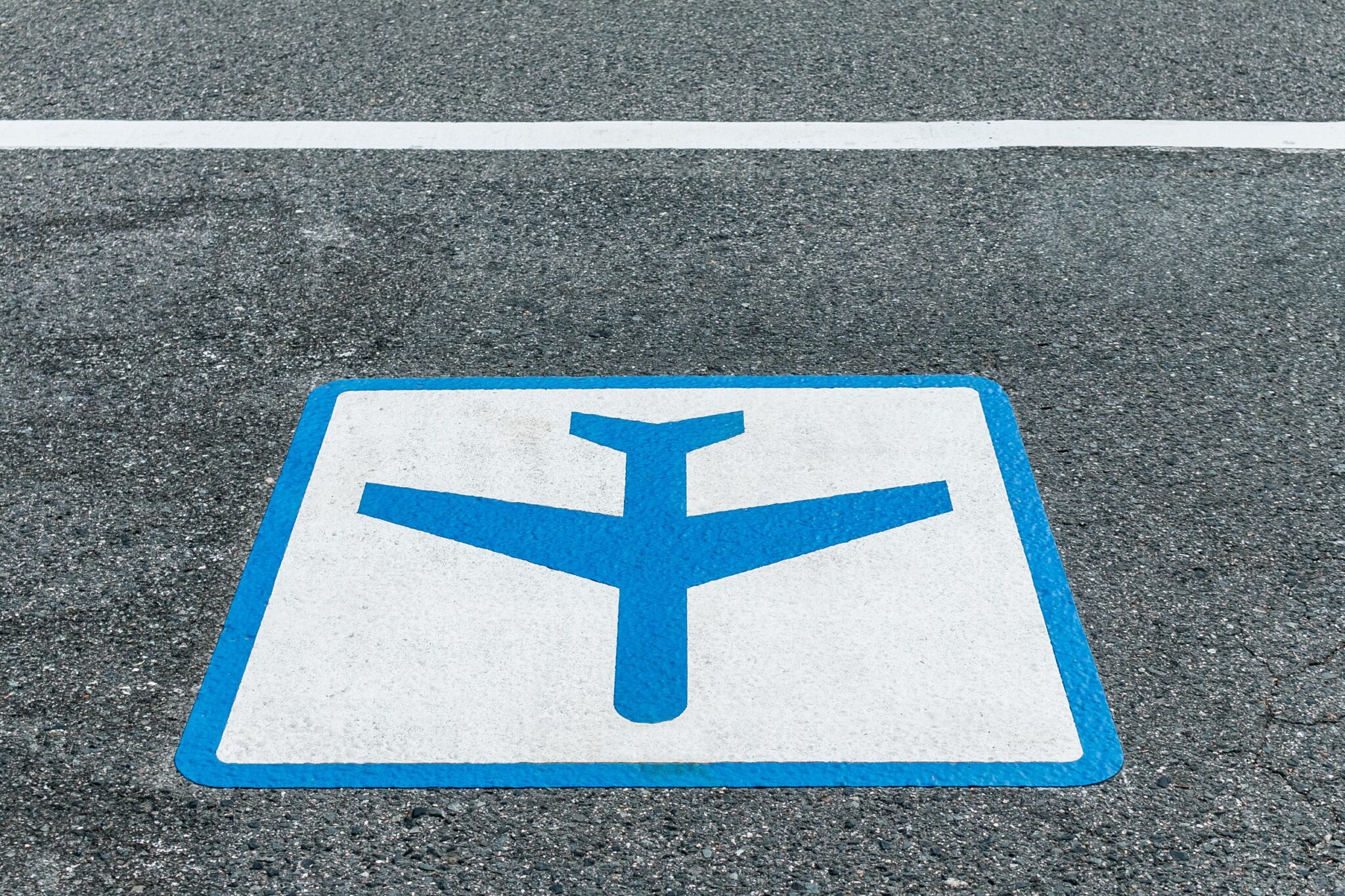 Car Park P51 Geneva Airport www.petitesfugues.ch